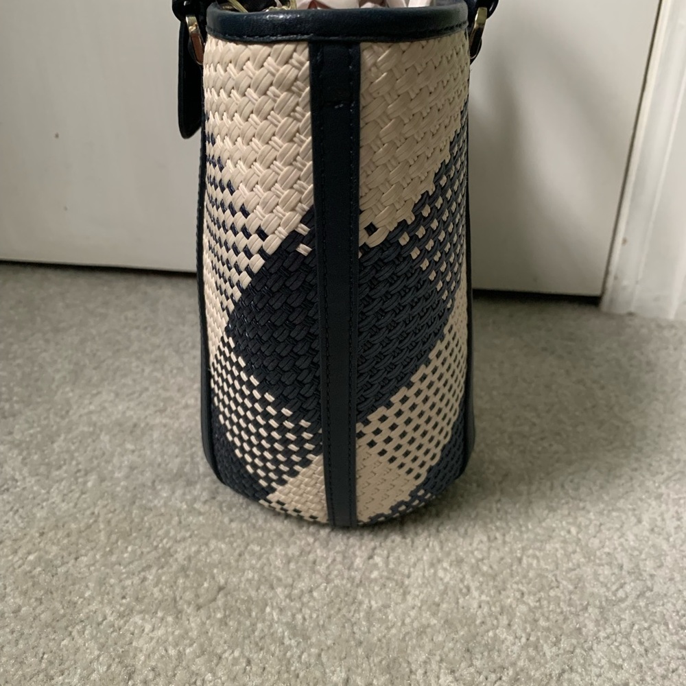 Kate spade cruise crossbody gingham tote - Picture 4 of 8